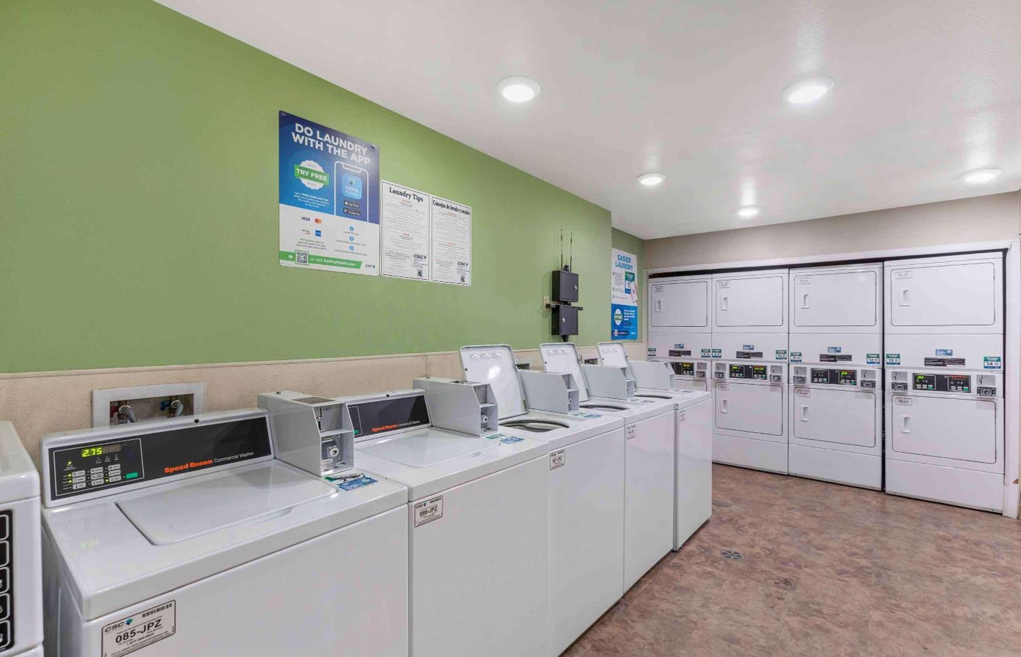 אורורה Extended Stay America Suites - Denver - Airport מראה חיצוני תמונה