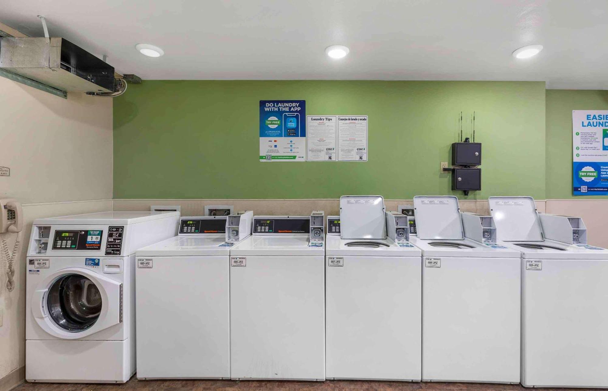 אורורה Extended Stay America Suites - Denver - Airport מראה חיצוני תמונה